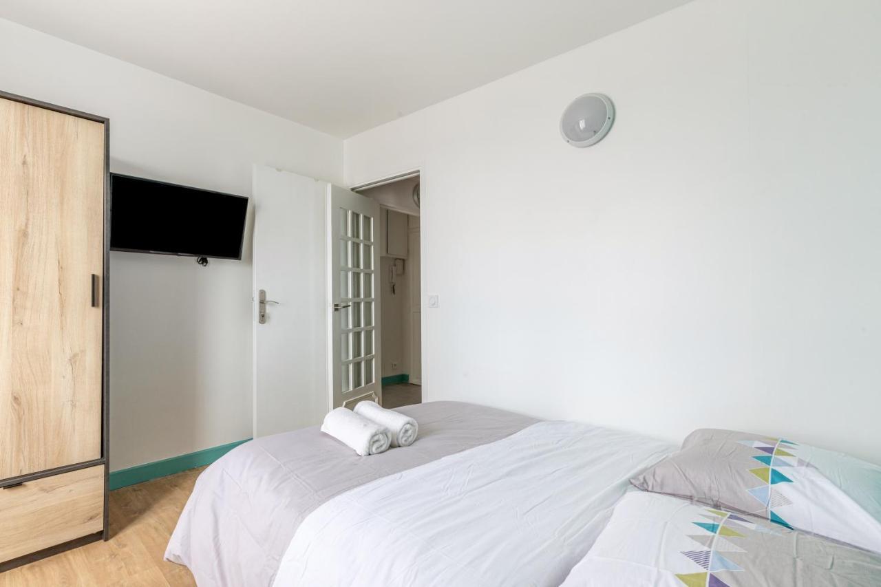 Chic Apart With Parking Appartamento Mantes-la-Jolie Esterno foto